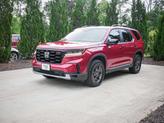 Thumbnail of 2023 Radiant Red Metallic II Honda Pilot