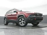 Thumbnail of 2018 Velvet Red Pearlcoat Jeep Cherokee