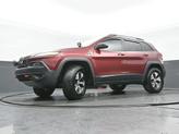 Thumbnail of 2018 Velvet Red Pearlcoat Jeep Cherokee
