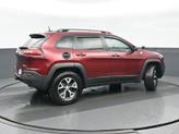 Thumbnail of 2018 Velvet Red Pearlcoat Jeep Cherokee