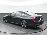 Thumbnail of 2022 Carbon Black Metallic BMW 740