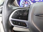 Thumbnail of 2019 Bright White Clearcoat Chrysler Pacifica