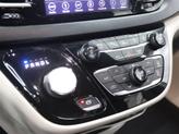 Thumbnail of 2019 Bright White Clearcoat Chrysler Pacifica