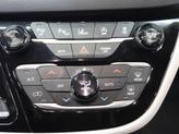Thumbnail of 2019 Bright White Clearcoat Chrysler Pacifica