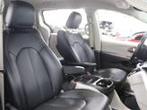 Thumbnail of 2019 Bright White Clearcoat Chrysler Pacifica