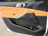 Thumbnail of 2022 Mineral White Metallic BMW X7
