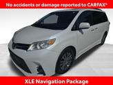 Photo of 2018 Blizzard Pearl Toyota Sienna