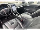 Thumbnail of 2022 AGATE BLACK METALLIC Ford Edge