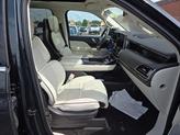 Thumbnail of 2023 MANHATTAN GREEN MET PREM Lincoln Navigator