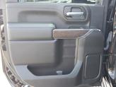 Thumbnail of 2022 Onyx Black GMC Sierra 2500