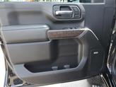 Thumbnail of 2022 Onyx Black GMC Sierra 2500
