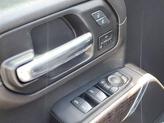 Thumbnail of 2022 Onyx Black GMC Sierra 2500