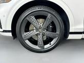 Thumbnail of 2022 White Genesis GV70