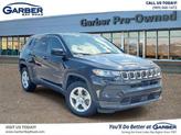 Photo of 2023 Diamond Black Crystal Pearlcoat Jeep Compass