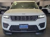 Thumbnail of 2025 Bright White Clearcoat Jeep Grand Cherokee