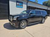 Thumbnail of 2016 Onyx Black GMC Yukon XL