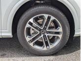 Thumbnail of 2025 Glacier White Metallic Audi Q5