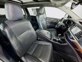 Thumbnail of 2015 Silver Sky Metallic Toyota Highlander