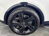 Thumbnail of 2025 Fuji White Land Rover Discovery