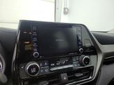 Thumbnail of 2022 Silver Toyota Highlander