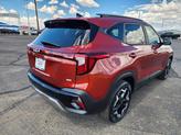 Thumbnail of 2026 Mars Orange Kia Seltos