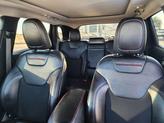 Thumbnail of 2019 Pearl White Pearlcoat Jeep Cherokee