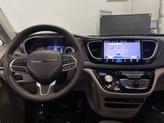 Thumbnail of 2023 Silver Mist Clearcoat Chrysler Pacifica