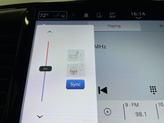 Thumbnail of 2023 Silver Mist Clearcoat Chrysler Pacifica