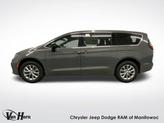 Thumbnail of 2025 Ceramic Gray Clearcoat Chrysler Pacifica