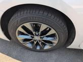 Thumbnail of 2015 Starfire Pearl Lexus ES 300h