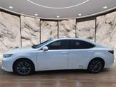 Thumbnail of 2015 Starfire Pearl Lexus ES 300h