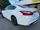 Thumbnail of 2018 White Nissan Altima
