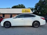 Thumbnail of 2018 White Nissan Altima