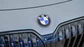 Thumbnail of 2025 Brooklyn Grey Metallic BMW 760