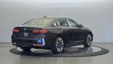 Thumbnail of 2025 Dark Graphite Metallic BMW i5