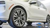 Thumbnail of 2023 Mineral White Metallic BMW X7