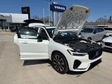 Thumbnail of 2025 Crystal White Metallic Volvo XC60