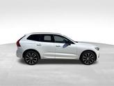 Thumbnail of 2025 Crystal White Metallic Volvo XC60