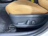 Thumbnail of 2025 Snow White Pearl Kia Seltos