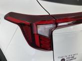 Thumbnail of 2025 Snow White Pearl Kia Seltos