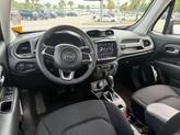 Thumbnail of 2023 Alpine White Clearcoat Jeep Renegade