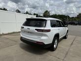 Thumbnail of 2023 Bright White Clearcoat Jeep Grand Cherokee L