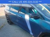 Thumbnail of 2024 Lakeshore Blue Metallic Chevrolet Traverse