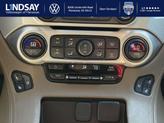 Thumbnail of 2019 Summit White GMC Yukon
