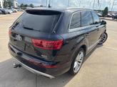 Thumbnail of 2017 Ink Blue Metallic Audi Q7