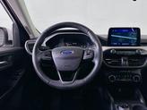 Thumbnail of 2022 Star White Metallic Tri-Coat Ford Escape