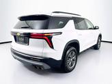 Thumbnail of 2025 Summit White Chevrolet Traverse
