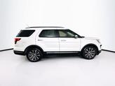 Thumbnail of 2018 White Platinum Metallic Tri-Coat Ford Explorer