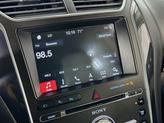 Thumbnail of 2018 White Platinum Metallic Tri-Coat Ford Explorer