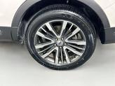 Thumbnail of 2018 White Platinum Metallic Tri-Coat Ford Explorer